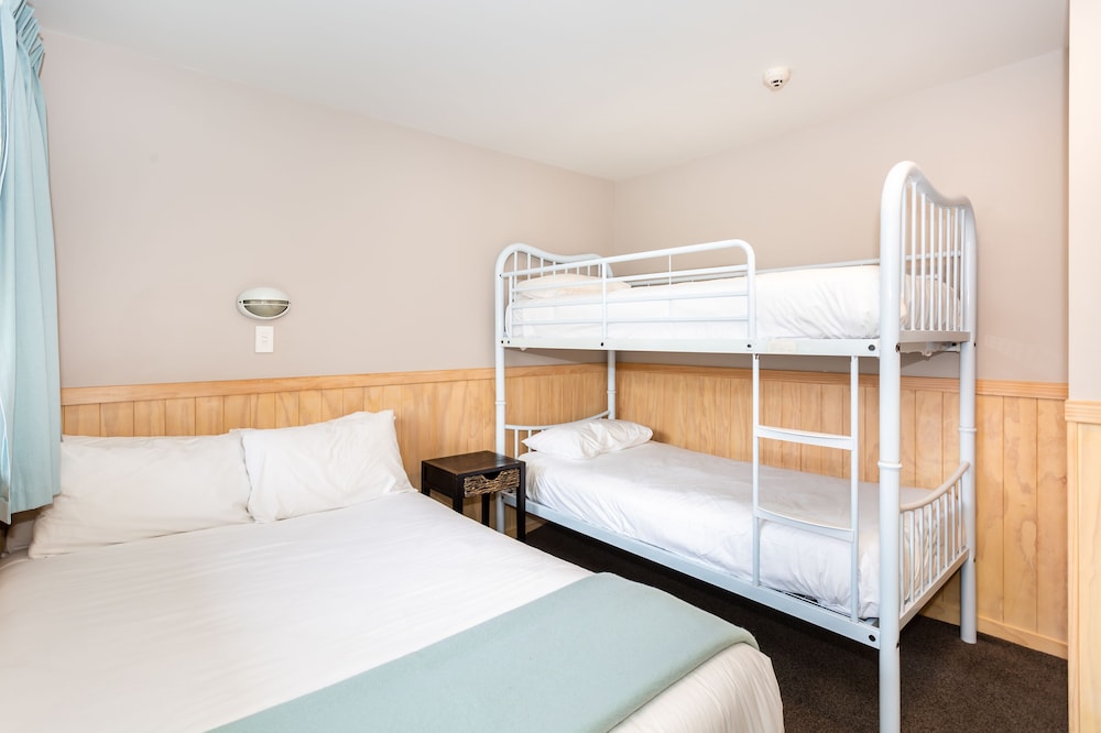 Tasman Holiday Parks - Christchurch 14/36