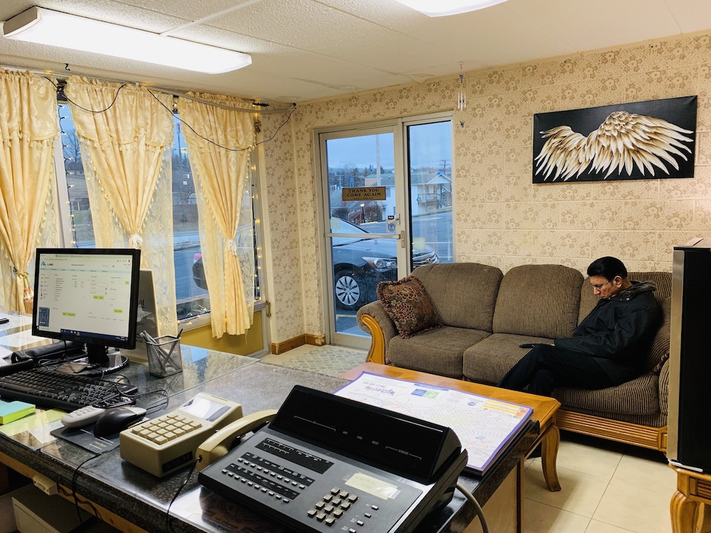 Americas Best Value Inn Wytheville 27/36