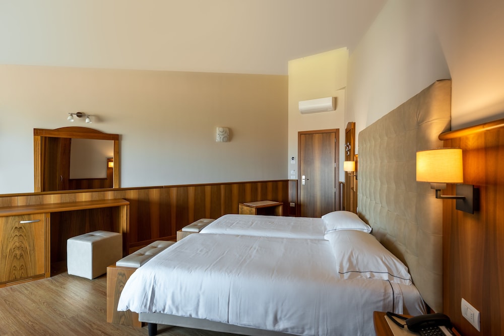 Hotel Centrale 19/50