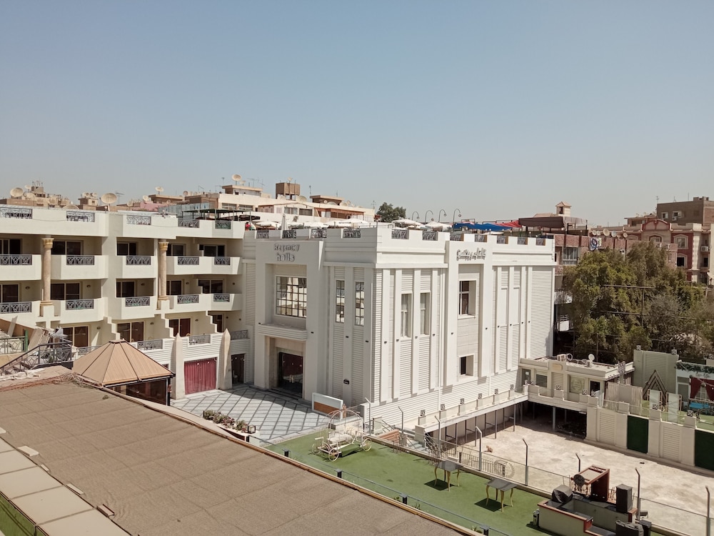 Regency Pyramids View Hotel 6/57