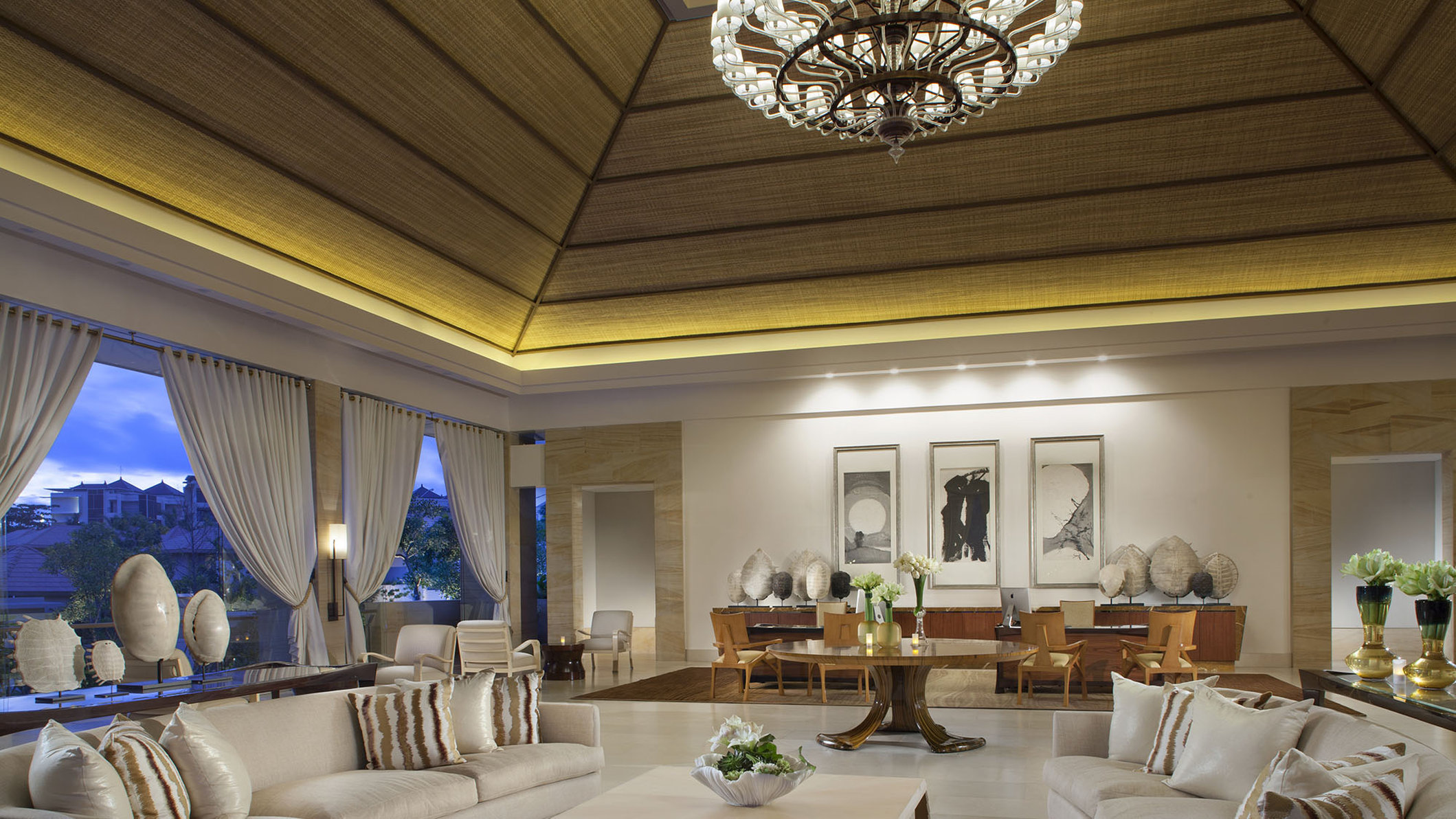 Mulia Villas 10/17