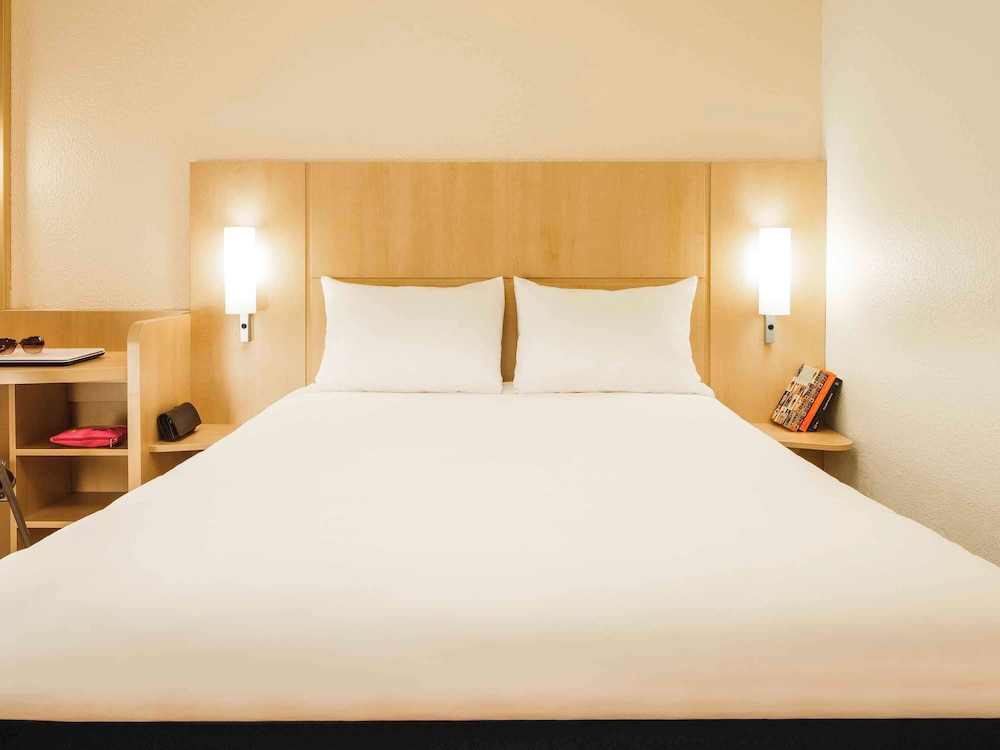 Ibis Paris Versailles Chateau 11/47