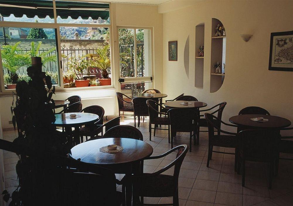 Hotel delle Palme 25/34