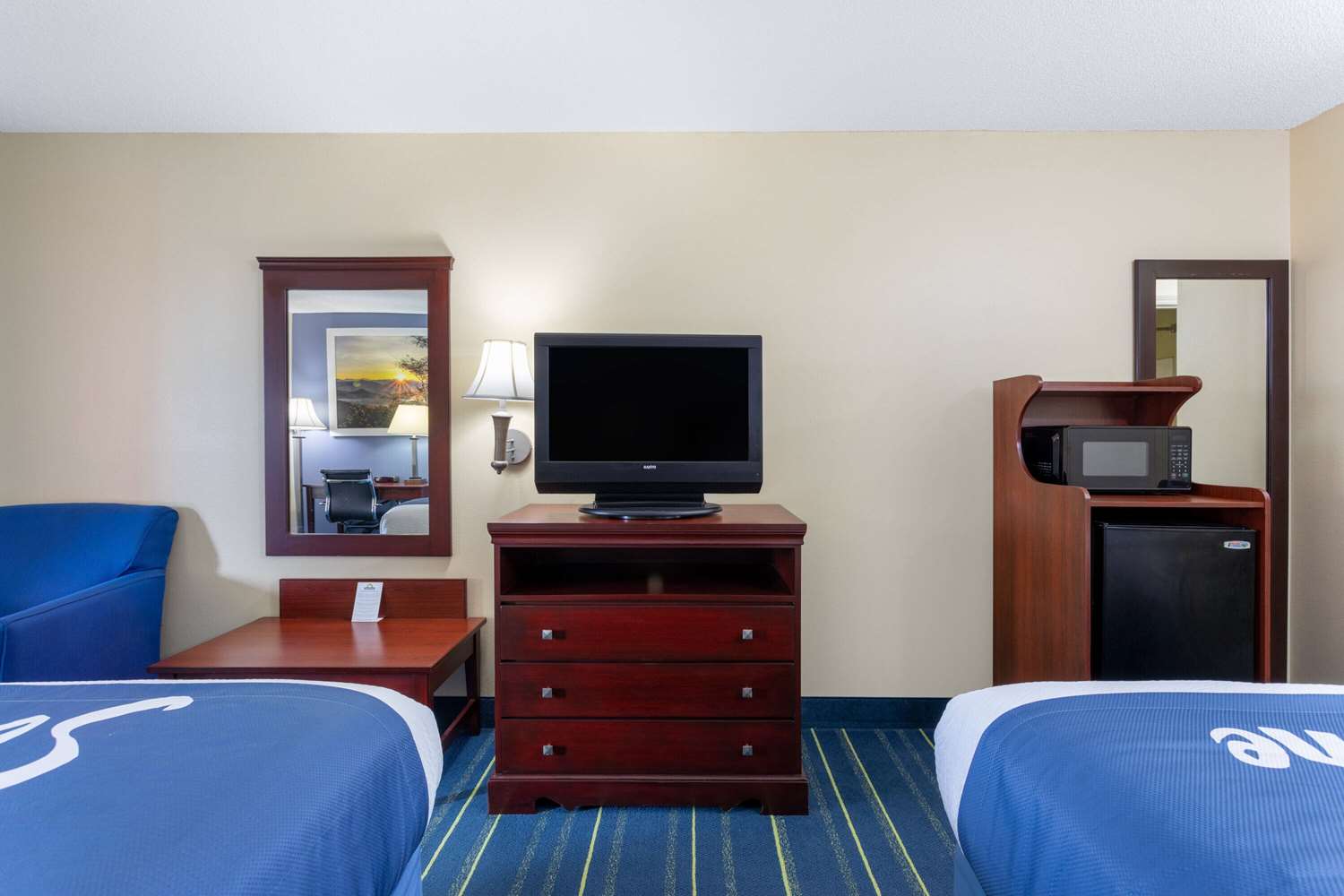 Days Inn by Wyndham Chipley 13/17