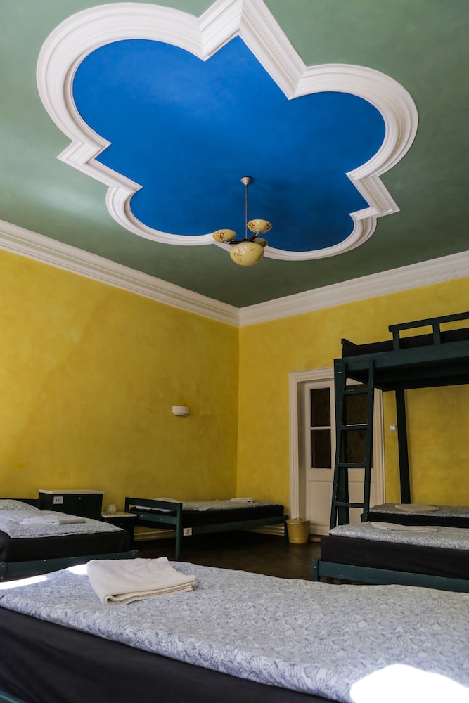 Charles Bridge Hostel & Apartments 71/98