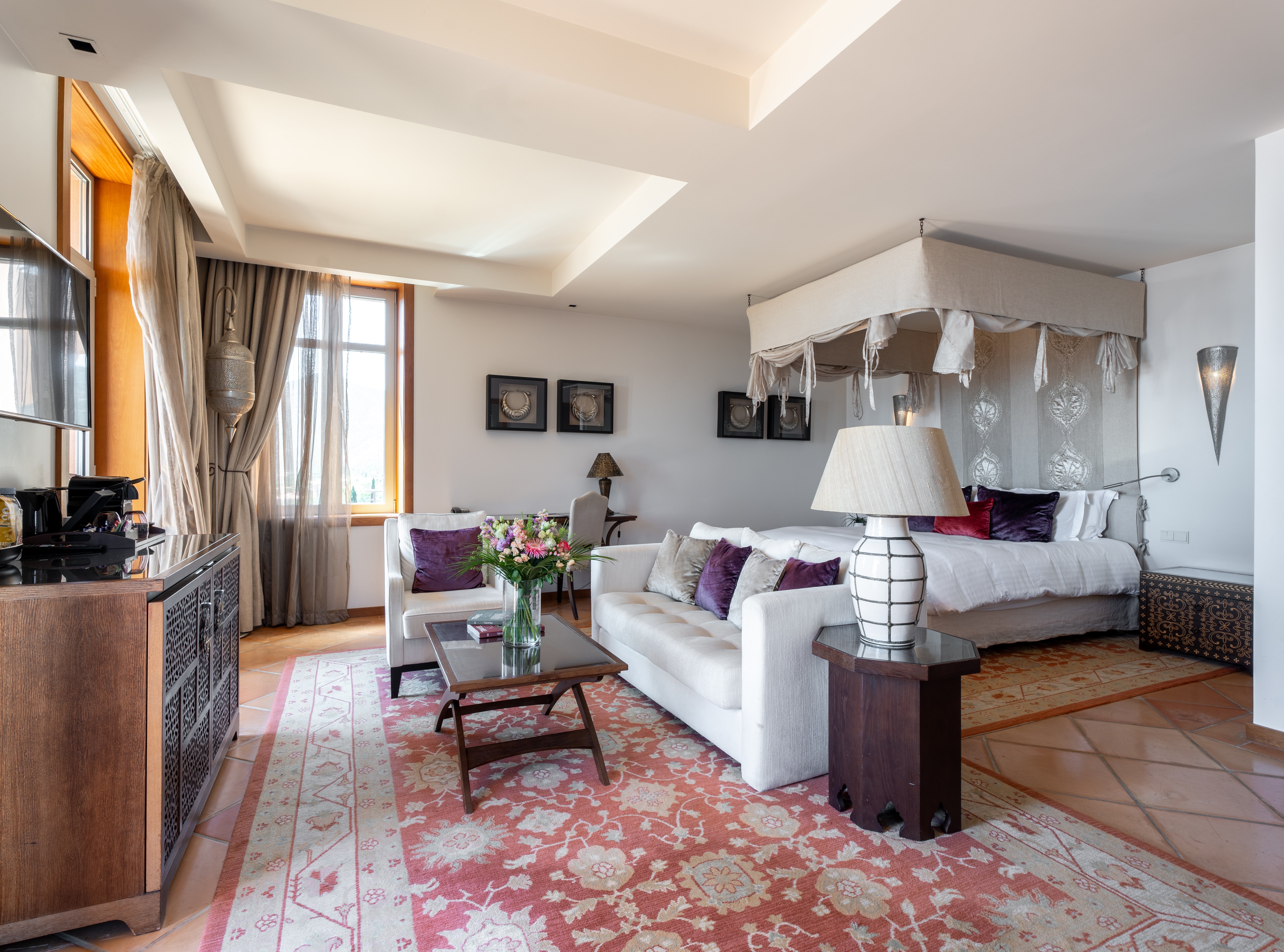 Suite, King Bed, Sea View