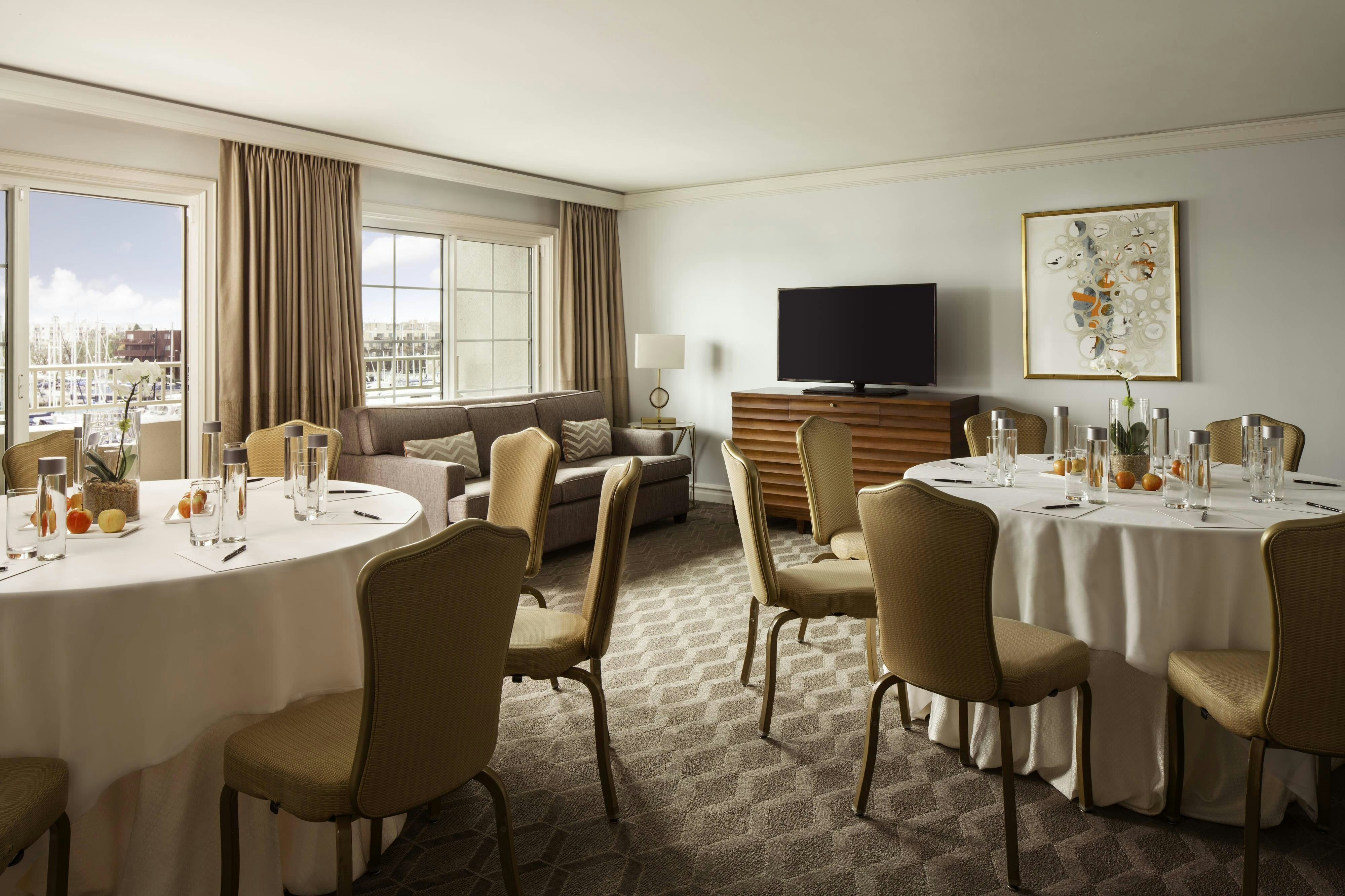 The Ritz Carlton Marina Del Rey 23/27