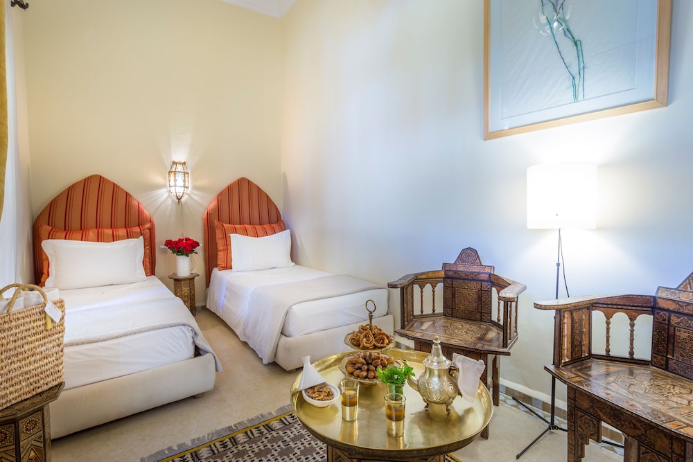 RIAD AZOULAY 26/76
