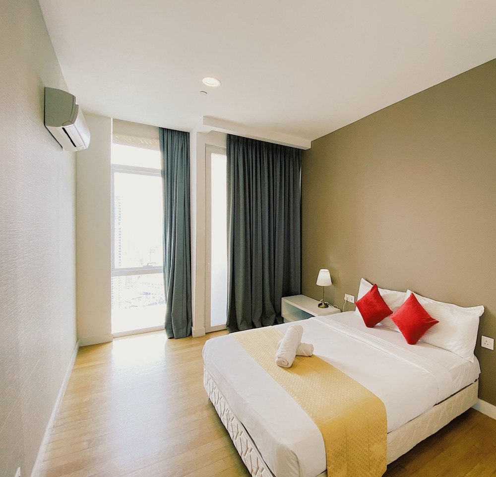 Platinum Service Suite at The Face 29/68