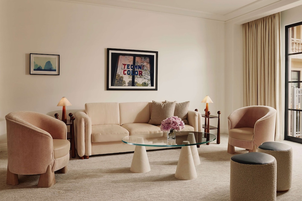 The Maybourne Beverly Hills 25/49