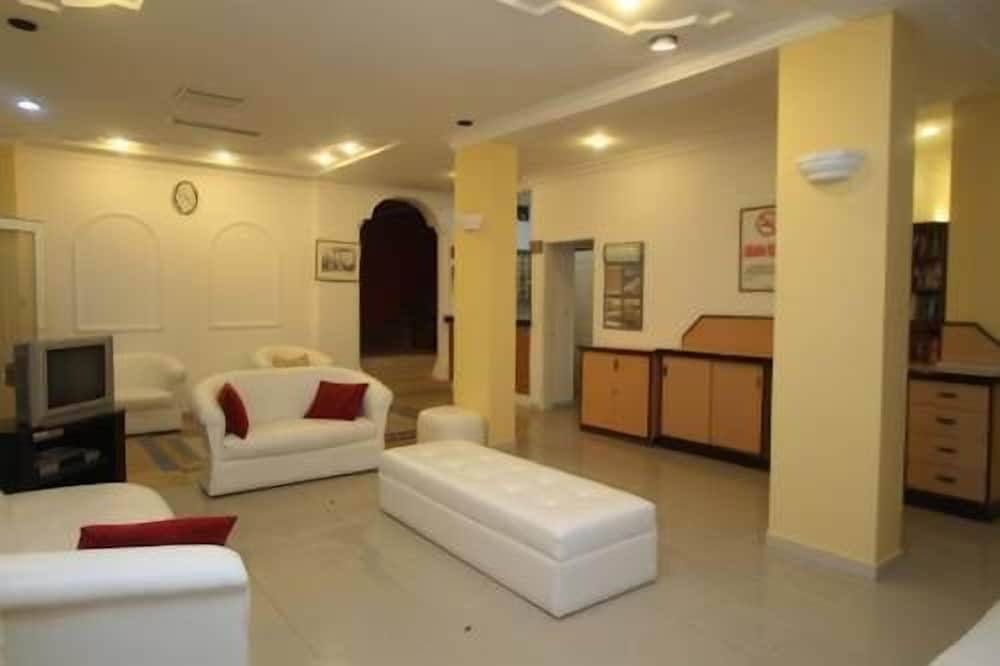 Koz Marigold Suites and Apartments 28/46