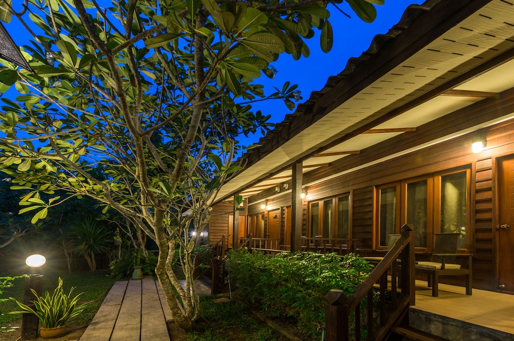 Lanta Thip House 54/58