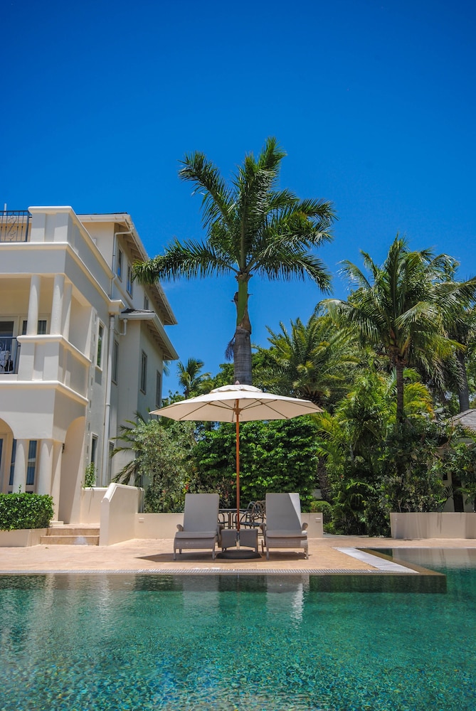 Cove Suites At Blue Waters 40/50