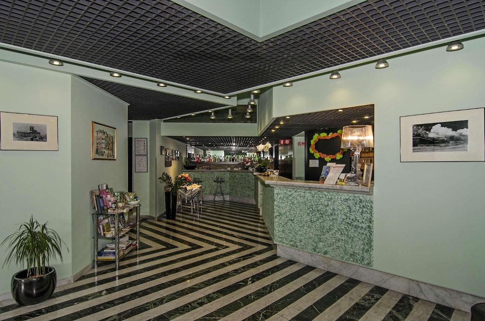 Hotel Rex 7/50