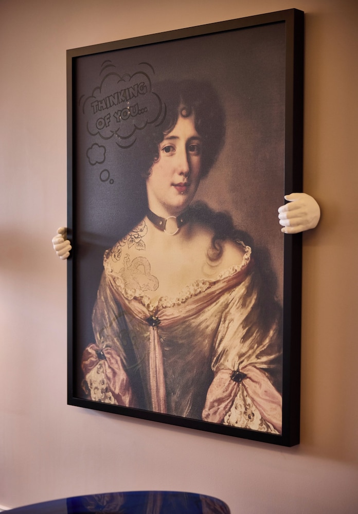 Cardo Brussels, Autograph Collection 3/48