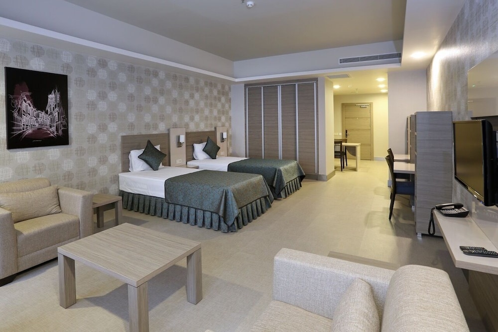 Sen Hotel 16/49