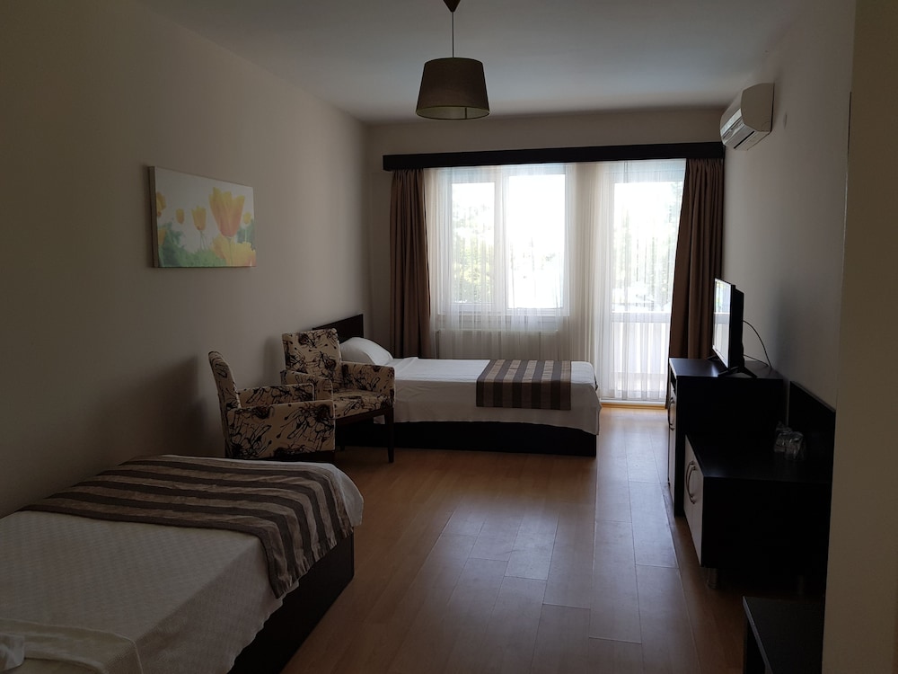 Troas Beach Hotel 27/59