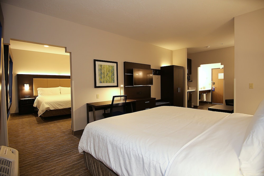 Holiday Inn Express Hotel And Suites Ashland 16/55