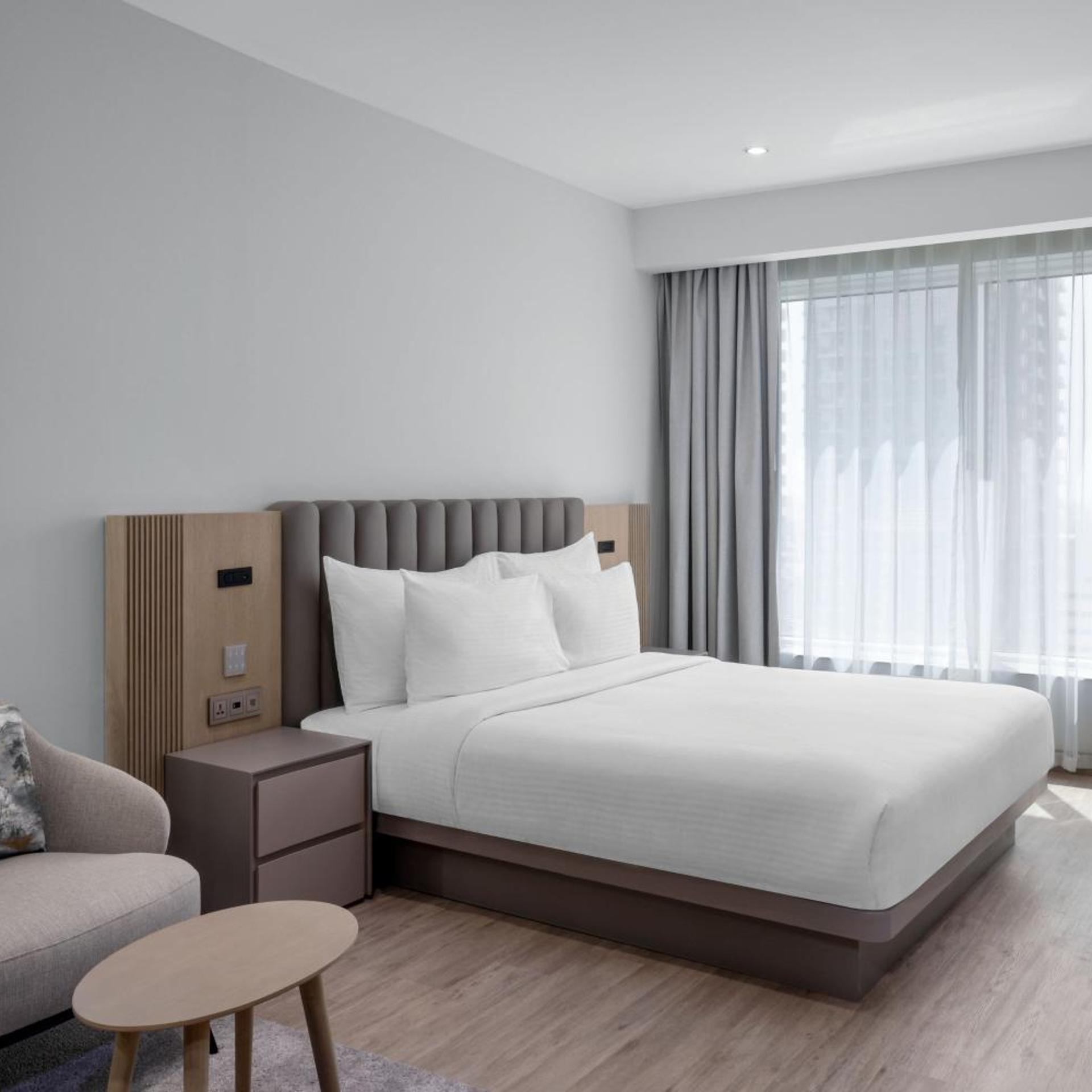 1 Bedroom, Premium, Suite, Twin Beds or Single Bed, City View