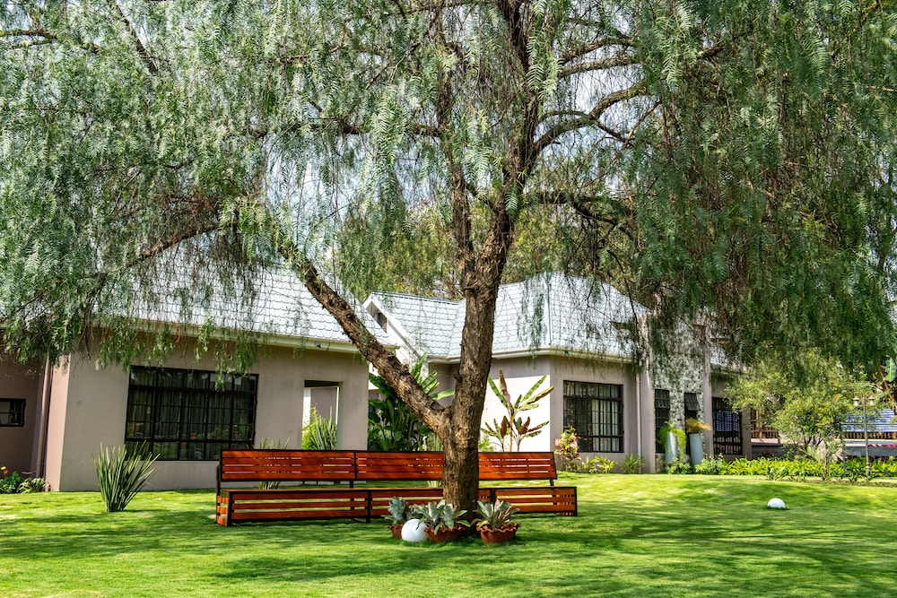 Kinga Home Suites 61/67