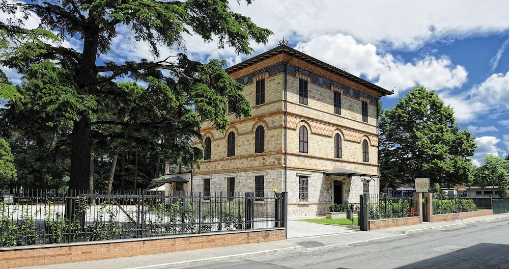 Villa Raffaello Park Hotel 10/60