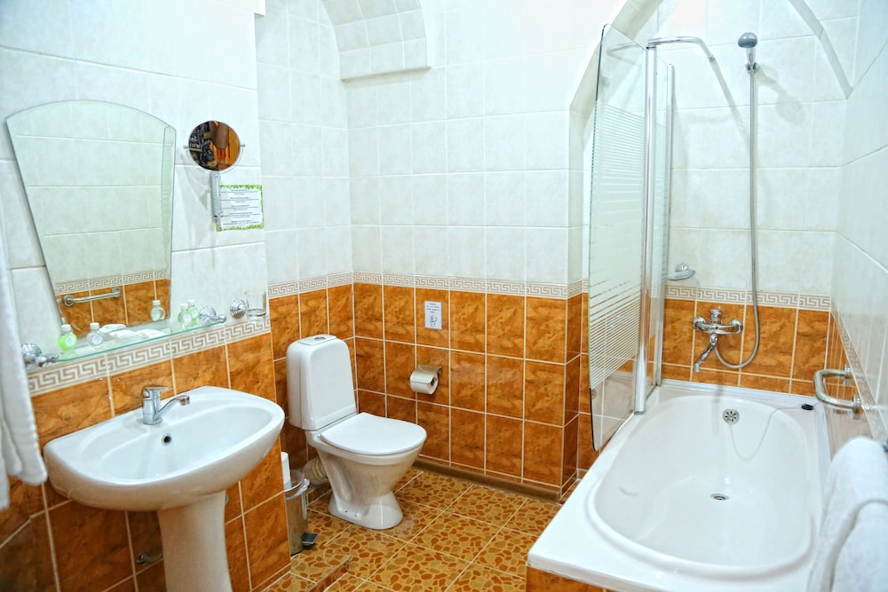 Khan Hotel Bukhara Old Town 79/81