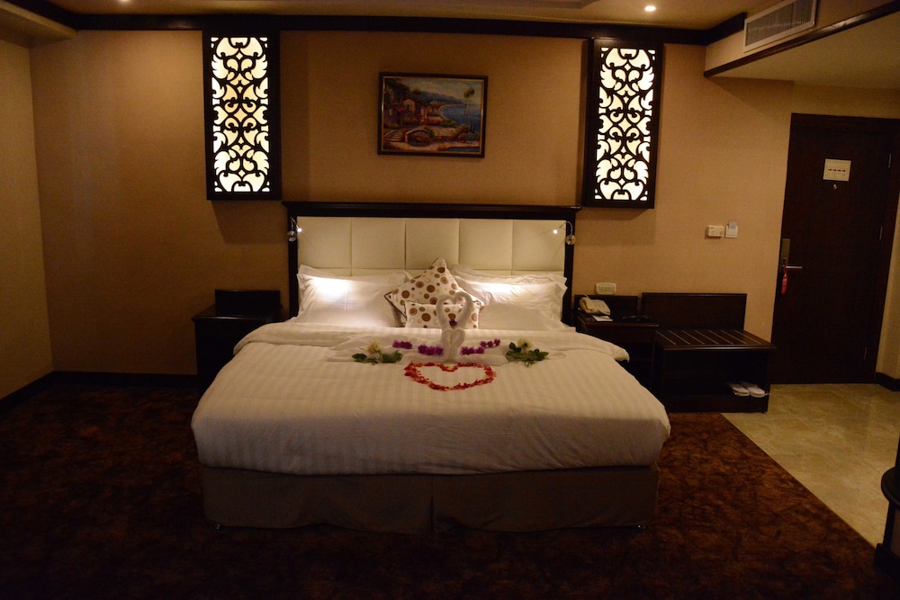 Rojina Hotel 6/33