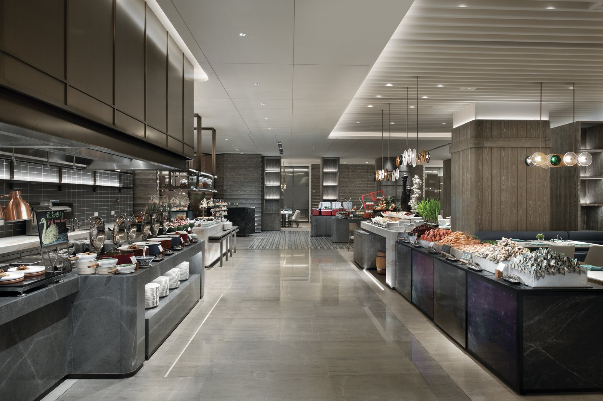 CROWNE PLAZA WUHAN OPTICS VALLEY 11/72