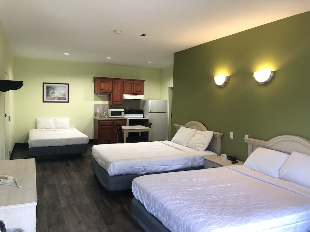 Weston Inn Suites 24/55