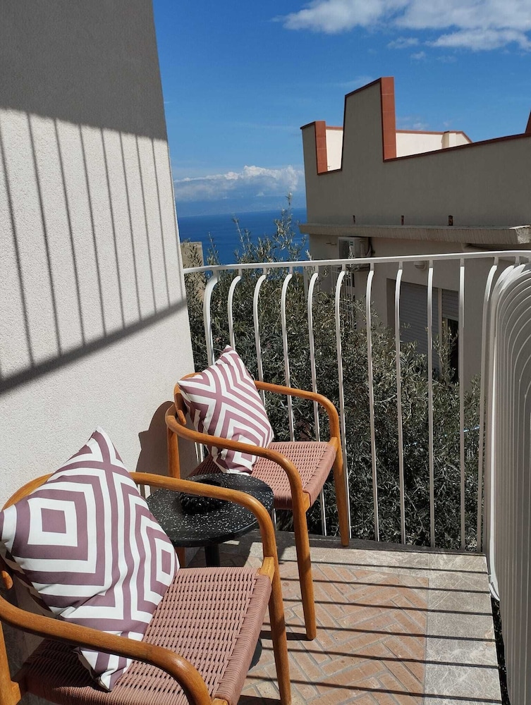 Casa Giafari 3/32