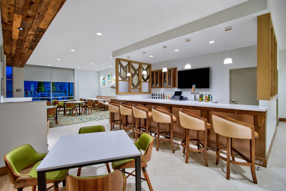 Fairfield Inn & Suites by Marriott Orlando at Flamingo Crossings Town Center 32/41