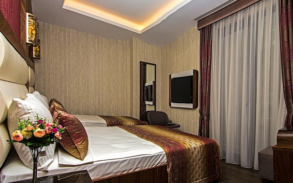 Vertu Hotel 7/18