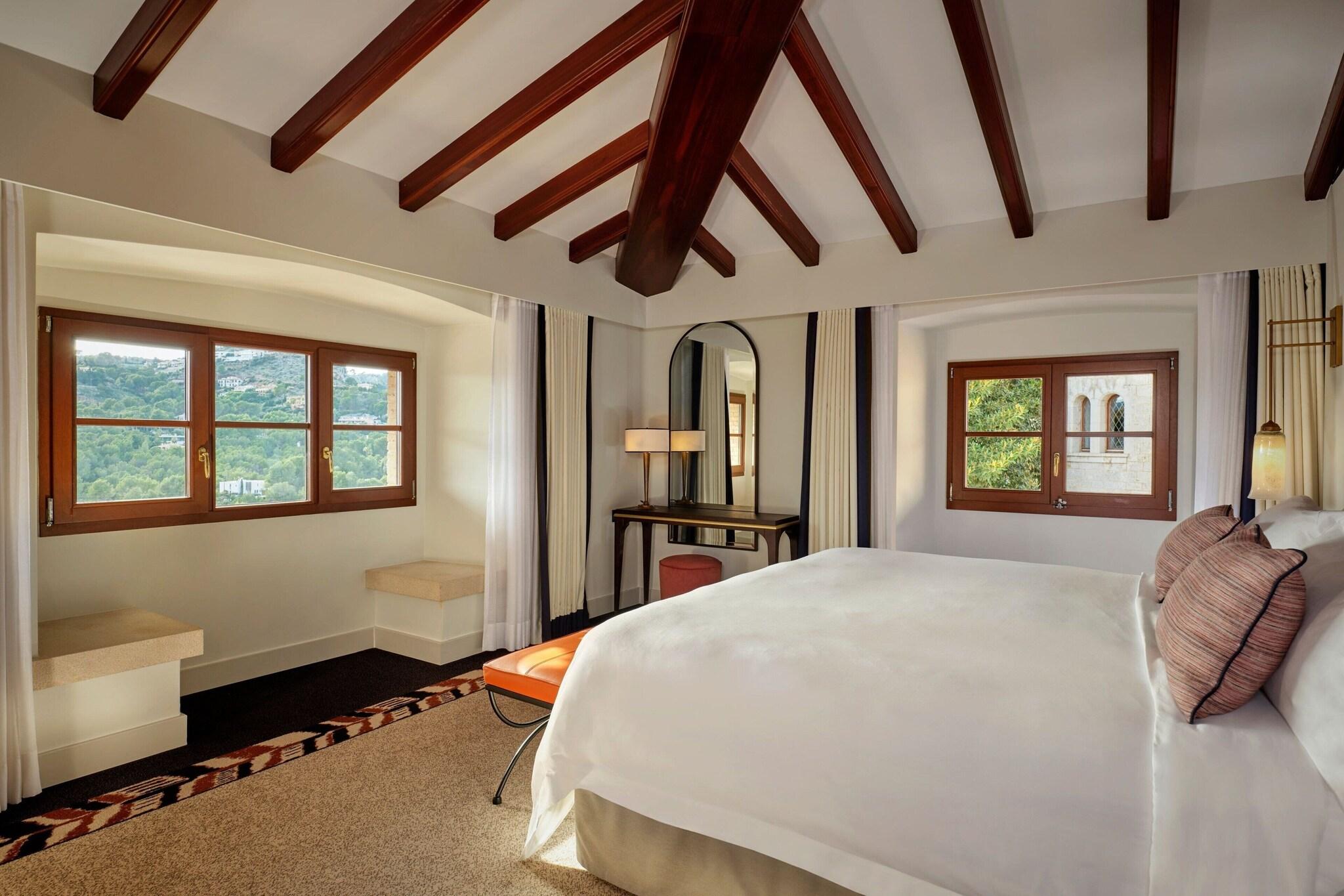 Classic, Suite, Resort View