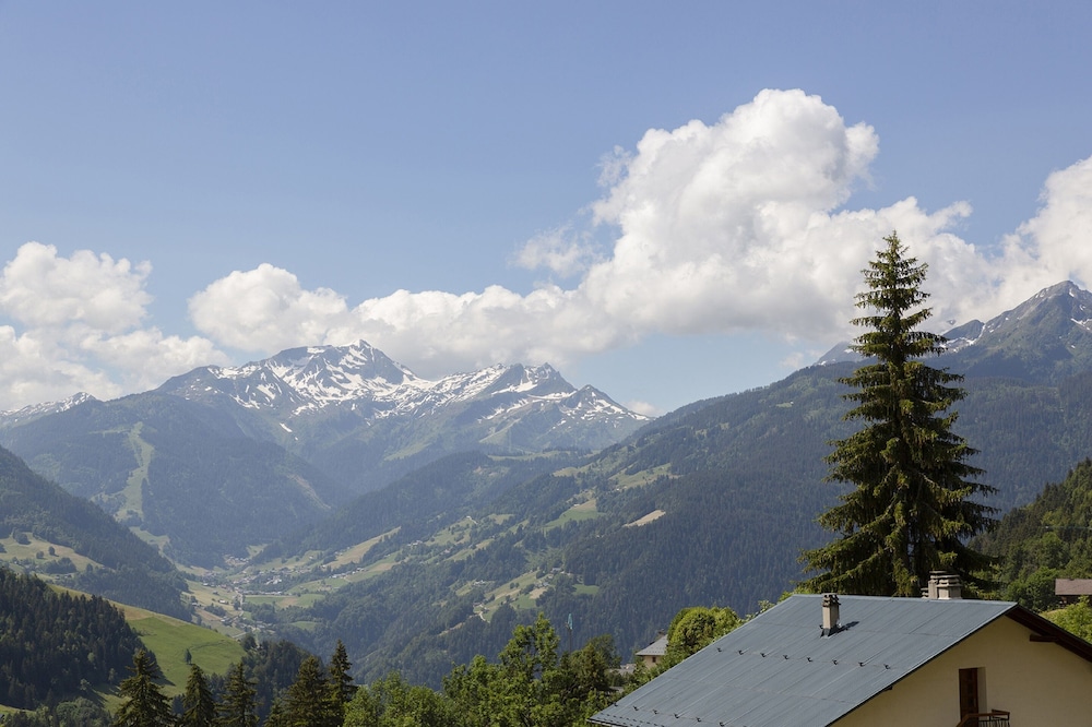 Chalet-Hotel La Ferme du Chozal, The Originals Relais (Hotel-Chalet de Tradition) 59/69