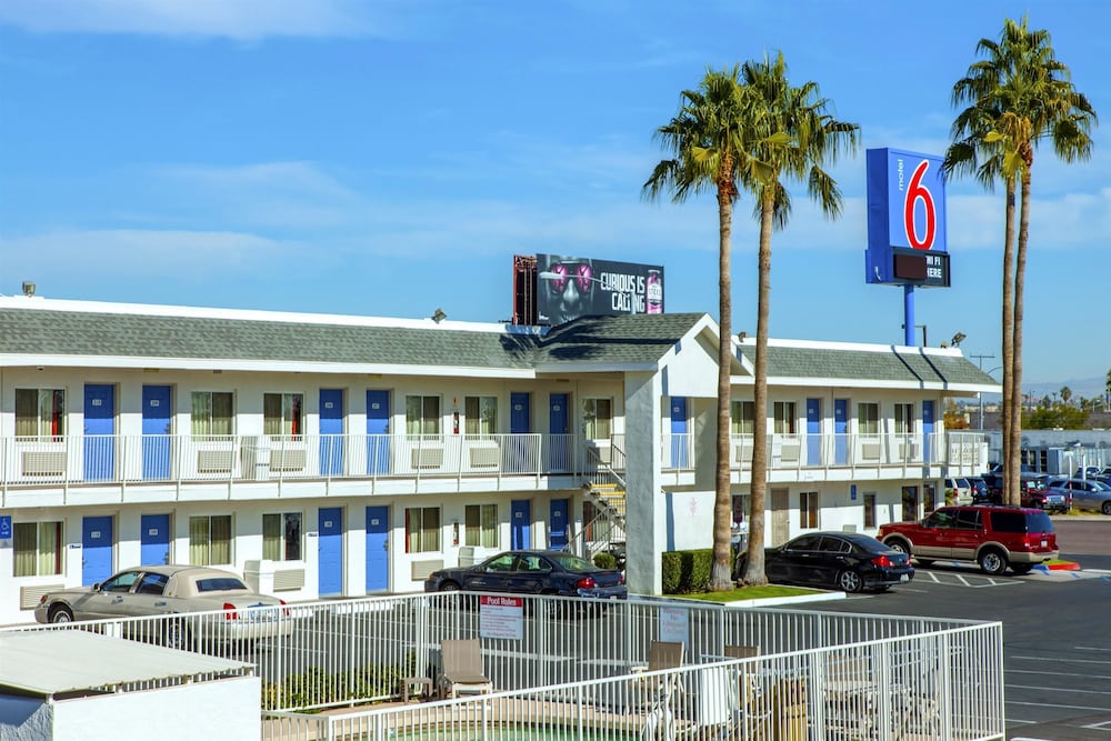 Motel6 Phoenix, AZ - Airport - 24th Street 7/39