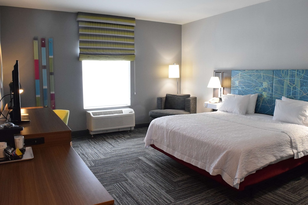 Hampton Inn Buffalo-Hamburg 8/25