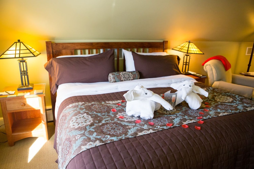 Lake Pointe Inn 10/50