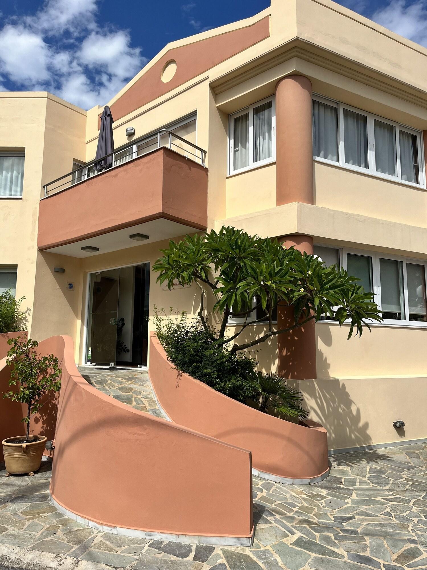 Iolkos Hotel 49/52