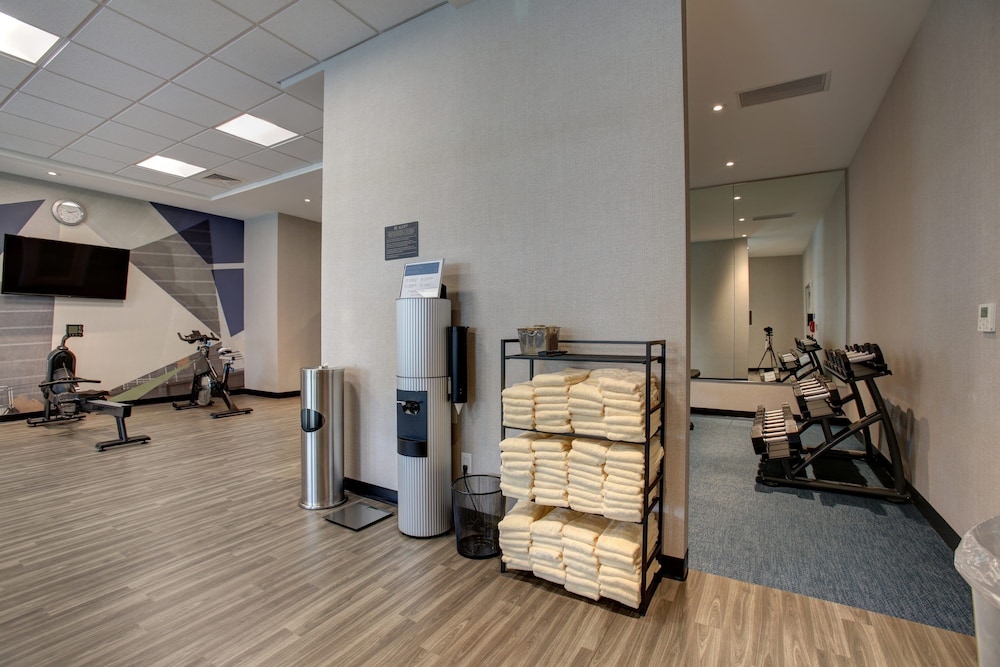 Hyatt Place at Wichita State University 18/37