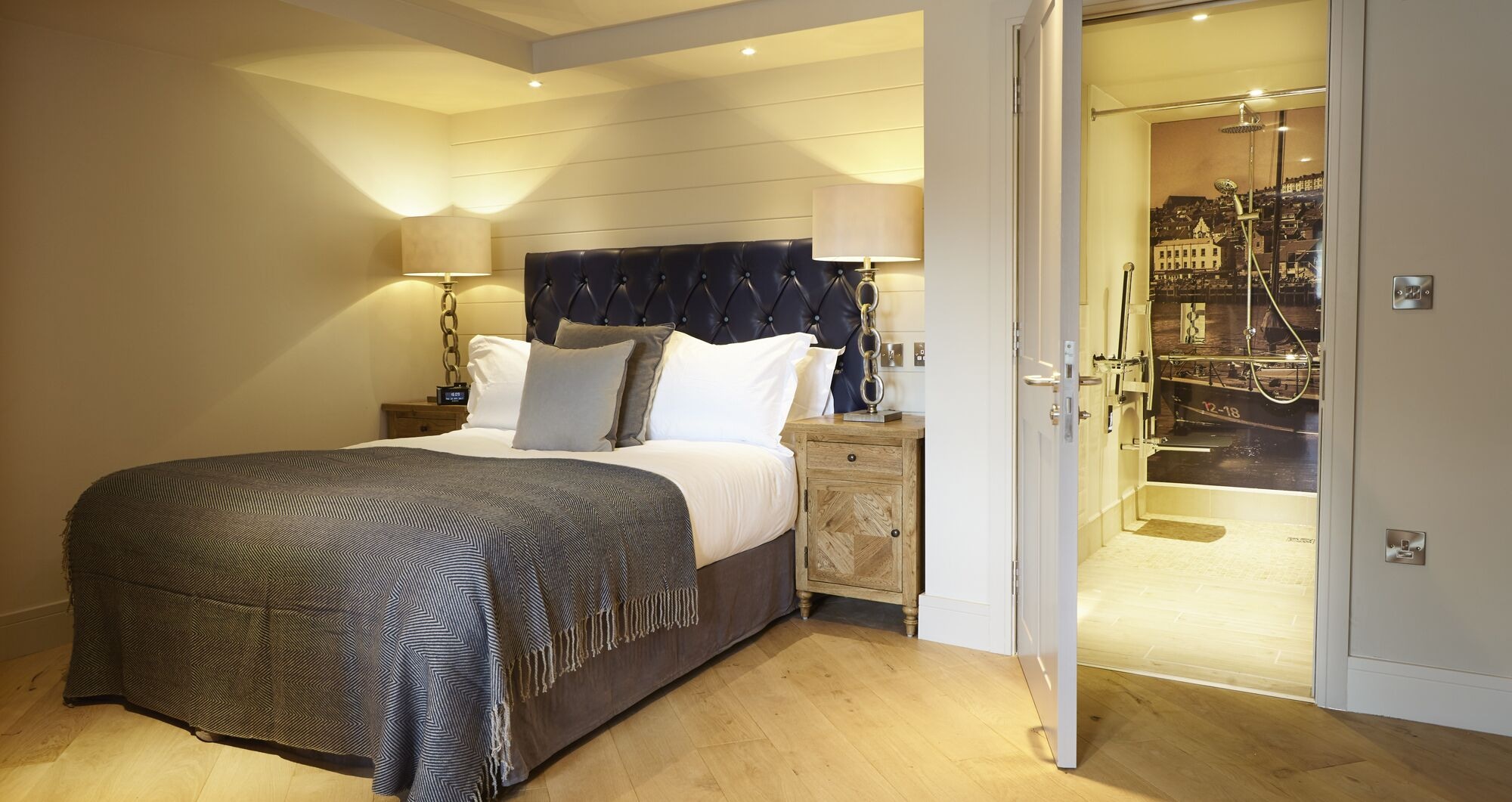 WET, SUPERIOR, DOUBLE OR TWIN BED