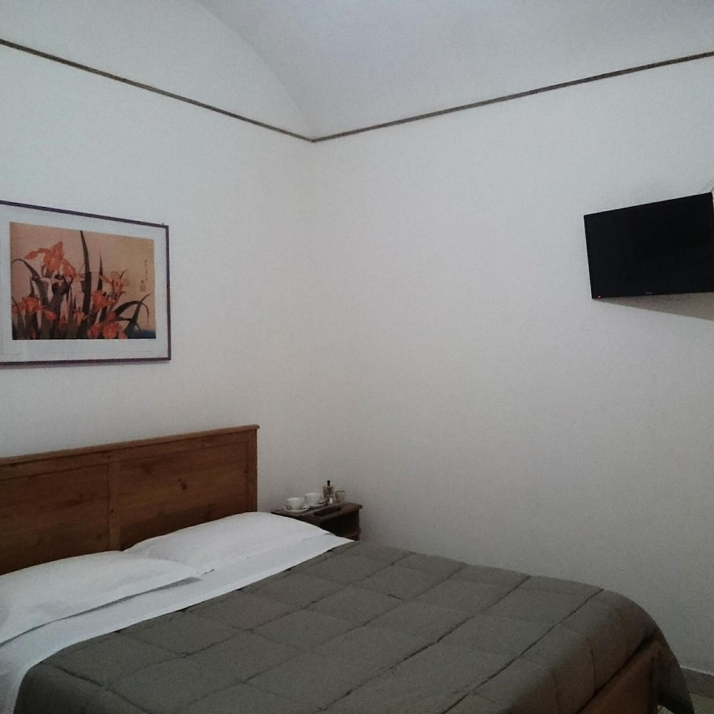 Vatican Rooms Guest Hous 12/52
