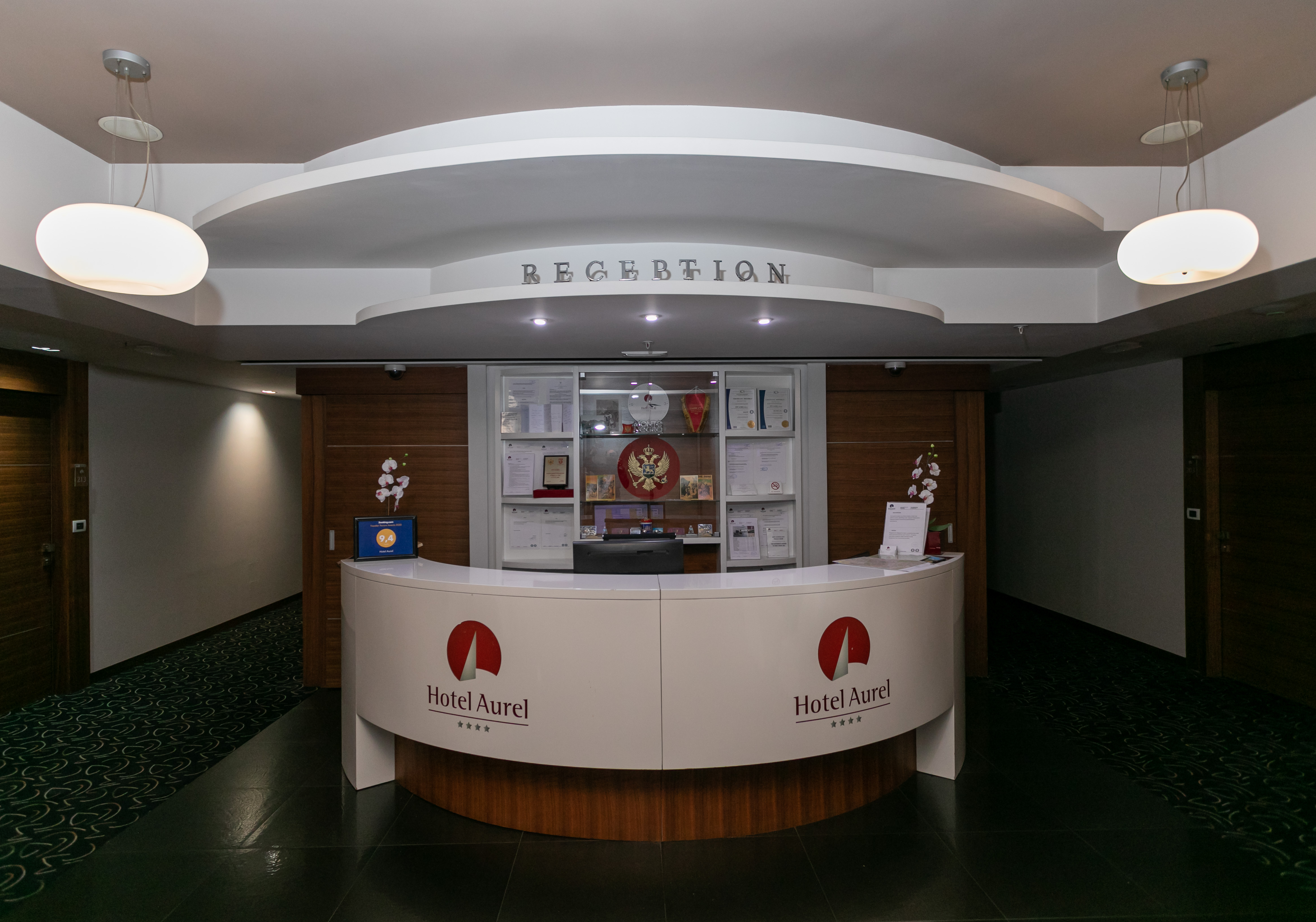 Aurel Hotel 4/55
