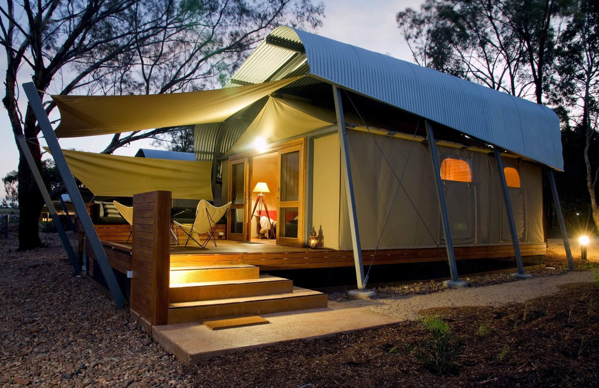 Zoofari Lodge 1/13