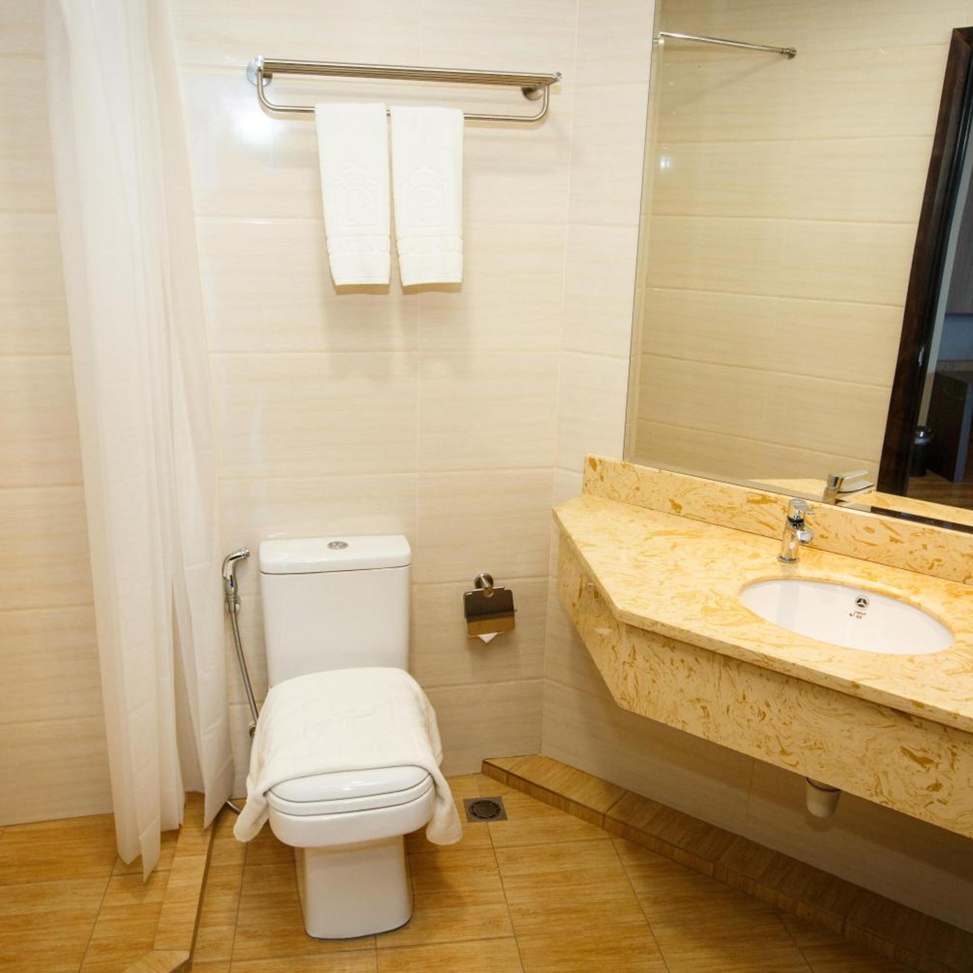 Lintas Platinum Hotel 59/59