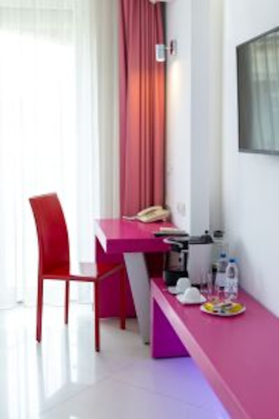 Christina Hotel 45/61