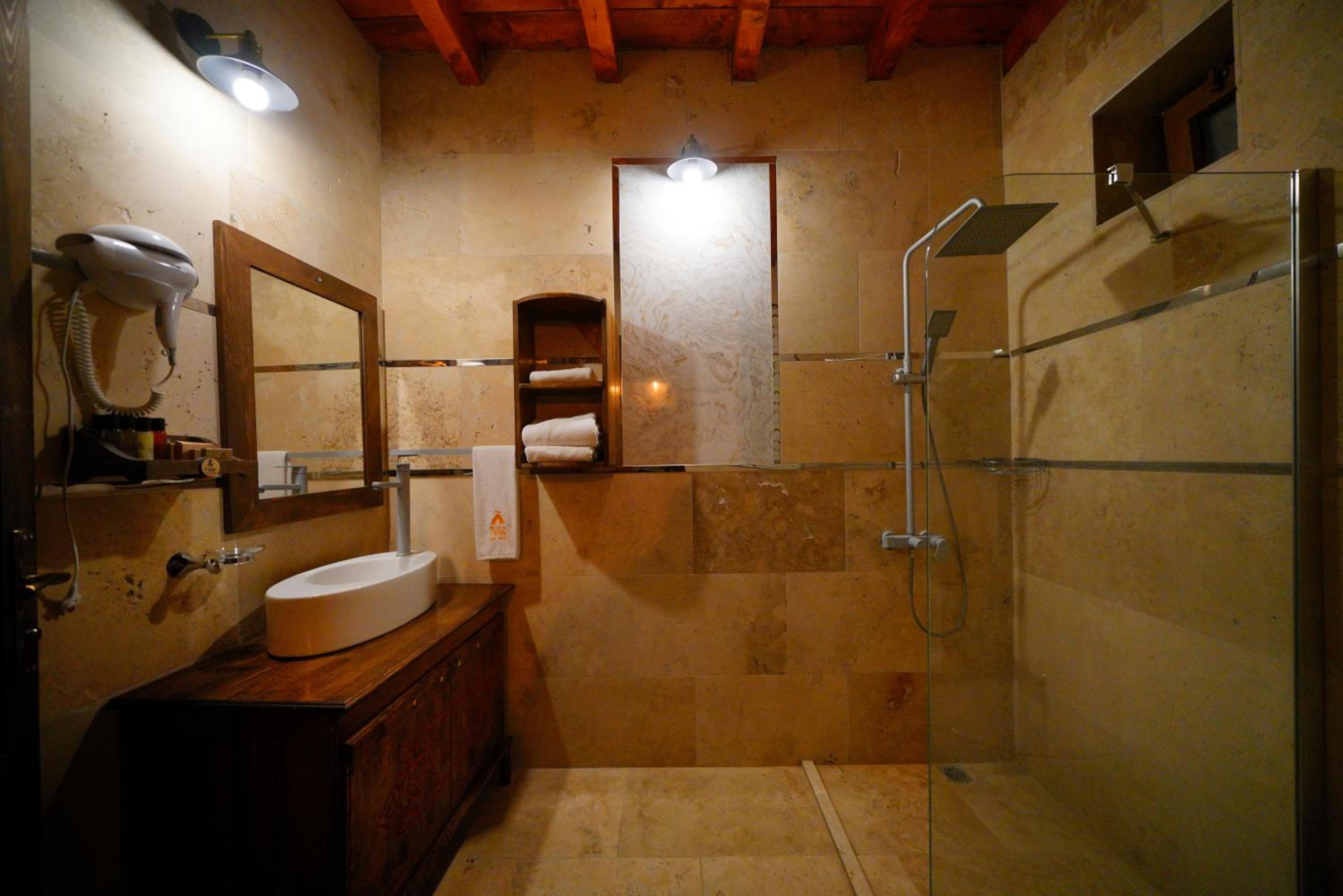 غرفة ديلوكس بسرير مزدوج، Nar Cave House & Swimming Pool 4/6