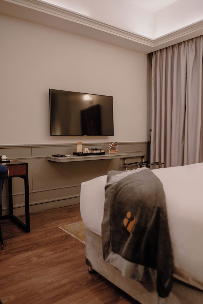 Ambiance Boutique Art Hotel Lahore 39/46