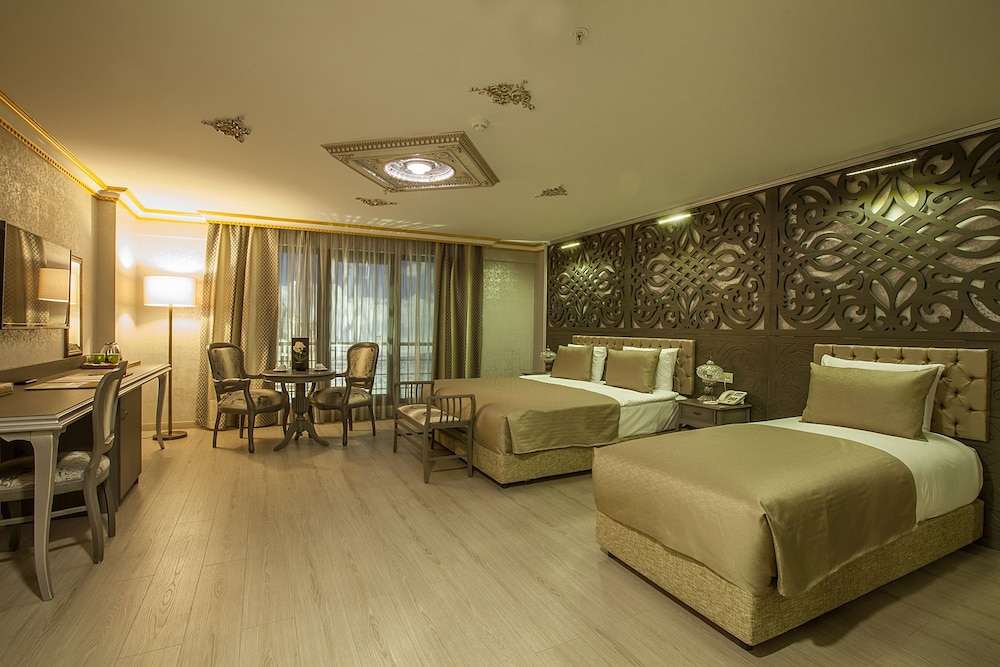 Empire Suite Hotel 16/32