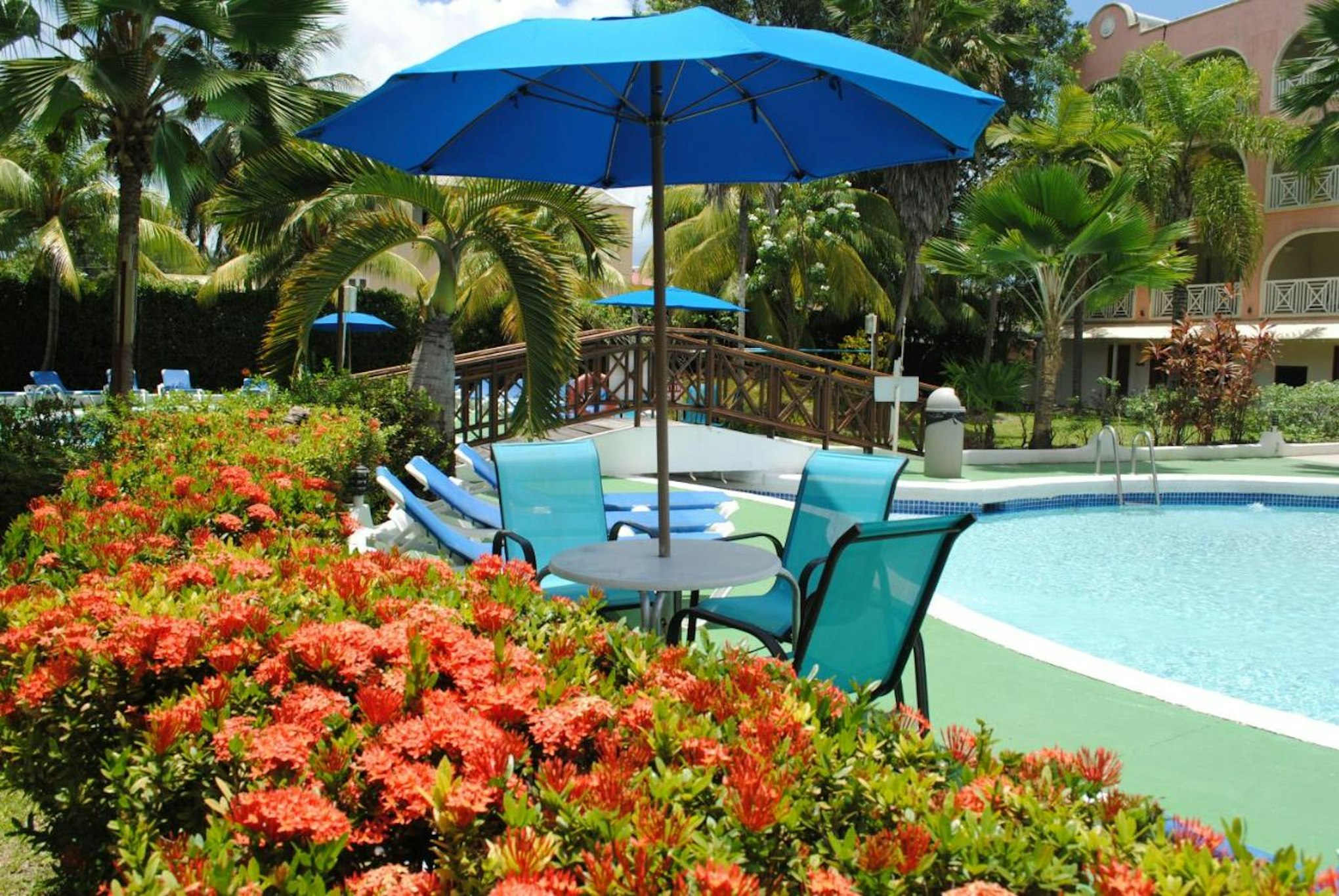 Sunbay Hotel 58/63