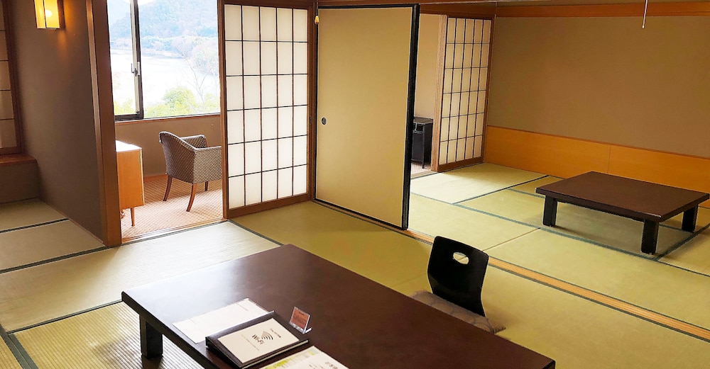 Nagaragawa Seiryu Hotel (Ex Harmonie Terrasse) 22/43